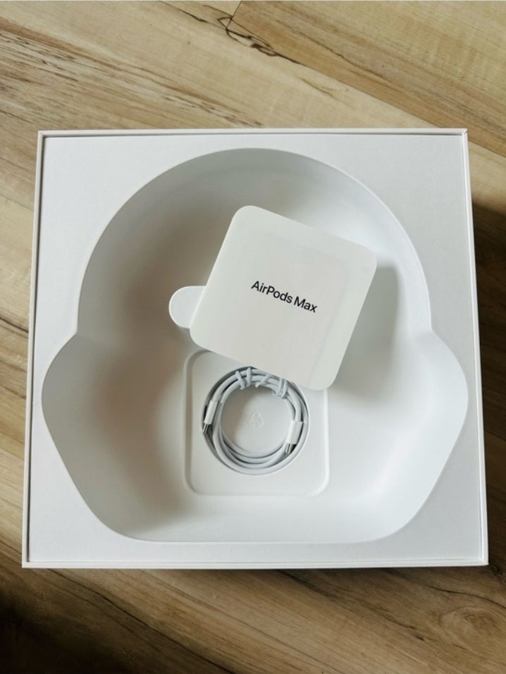 Apple AirPods Max Wireless Over-Ear Headphones, Sky Blue